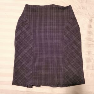 ⭐ 3 for $20. Pencil skirt by Rickis